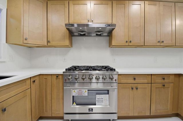 1236 Portland, Albany, CA 94706