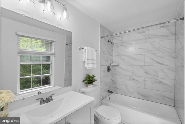 2106 CARRIAGE SQUARE PL, Silver Spring, MD 20906