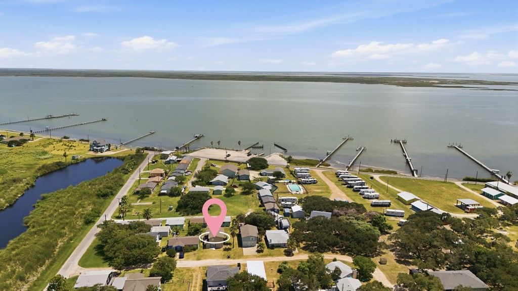 26 Bayberry Cir, Rockport, TX 78382 — photo 4