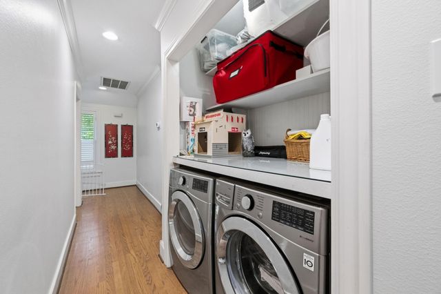 6111 Wakeforest Avenue, West University Place, TX 77005