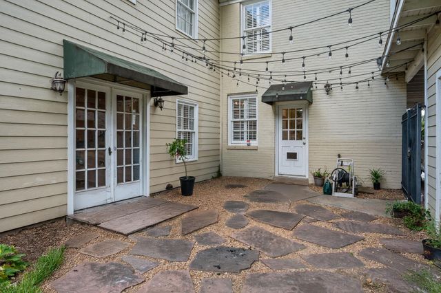6111 Wakeforest Avenue, West University Place, TX 77005