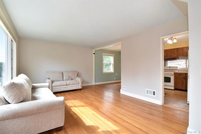 27 White Plains Avenue, West Harrison, NY 10604