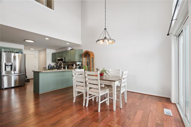 4590 Widgeon Court, Marion, IA 52302