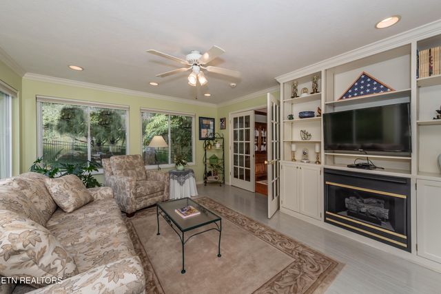 6912 Cresthill Drive, Knoxville, TN 37919