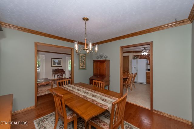 6912 Cresthill Drive, Knoxville, TN 37919