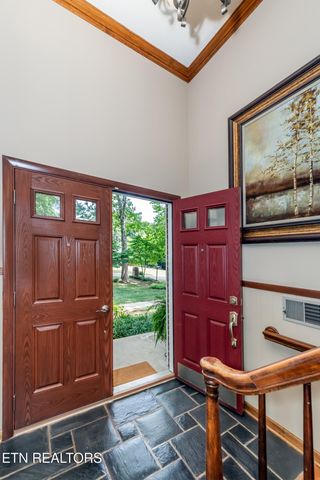 6912 Cresthill Drive, Knoxville, TN 37919