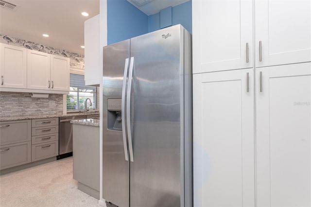 500 MOUNT VERNON DRIVE, Venice, FL 34293