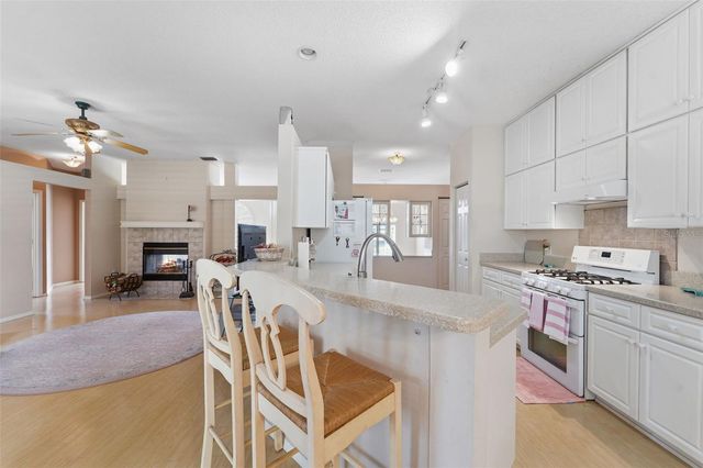 9401 69TH AVENUE E, Palmetto, FL 34221