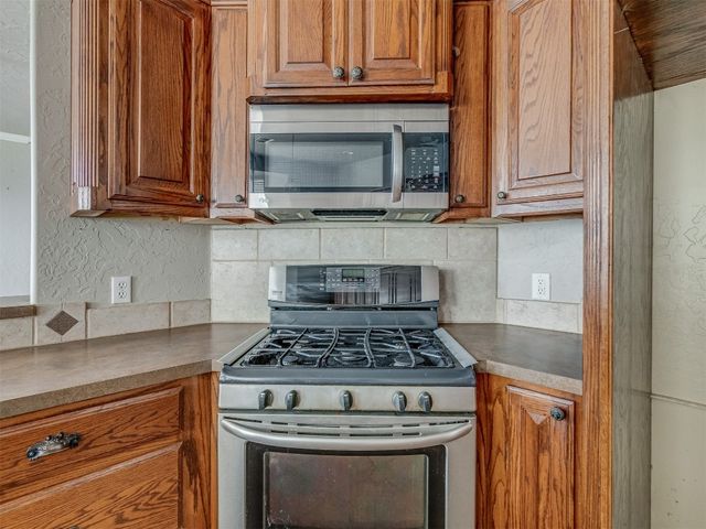 1930 Deer Trail, Purcell, OK 73080