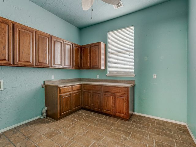 1930 Deer Trail, Purcell, OK 73080