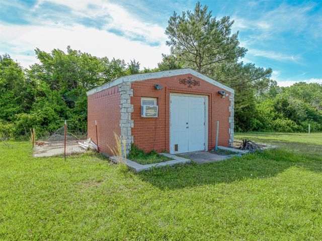 1930 Deer Trail, Purcell, OK 73080