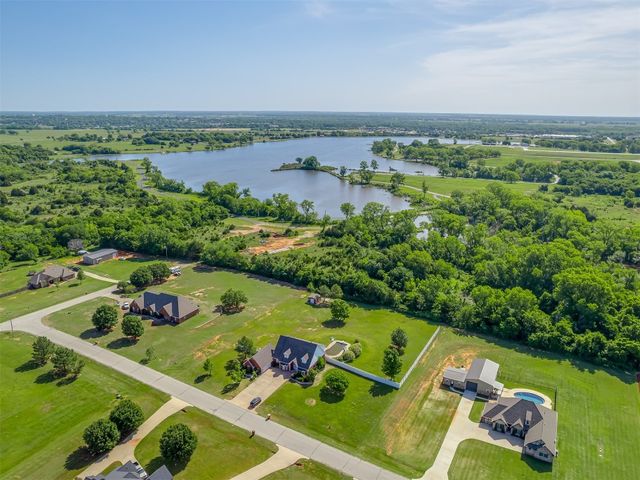 1930 Deer Trail, Purcell, OK 73080