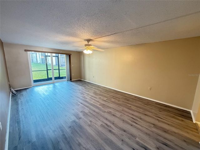 107 CALDWELL DRIVE M177, Brandon, FL 33510