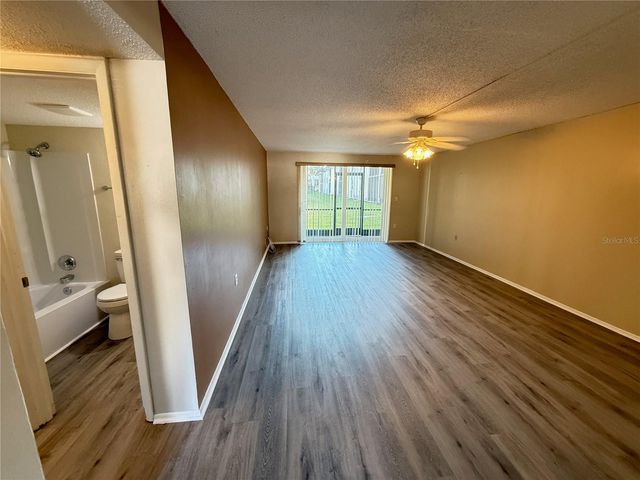 107 CALDWELL DRIVE M177, Brandon, FL 33510