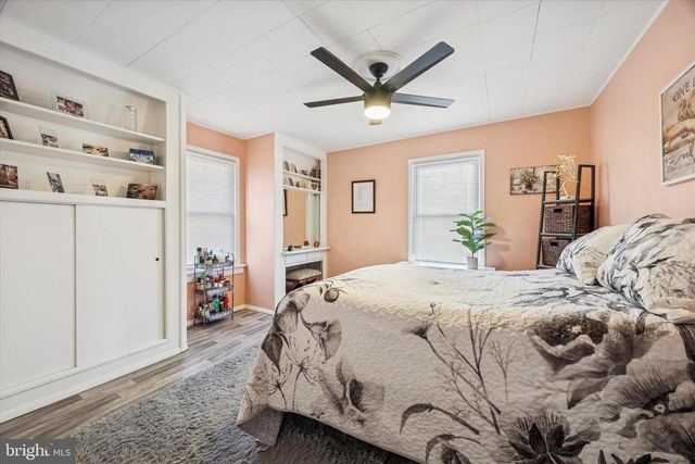 20 N LLANWELLYN AVE, Glenolden, PA 19036