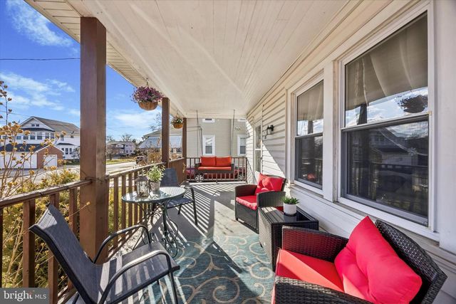 20 N LLANWELLYN AVE, Glenolden, PA 19036