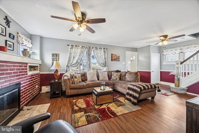 20 N LLANWELLYN AVE, Glenolden, PA 19036