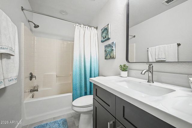 1135 S ROCKWELL Street, Gilbert, AZ 85296