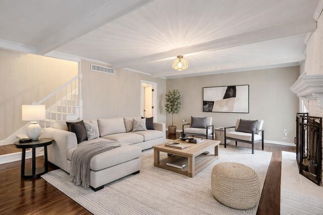 1658 MILLER FARMS RD, Germantown, TN 38138