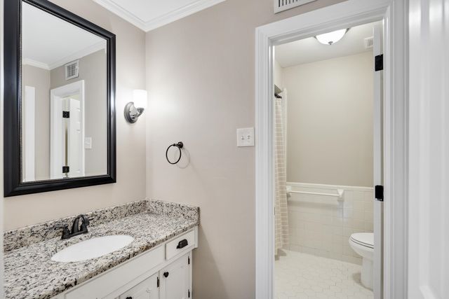 1658 MILLER FARMS RD, Germantown, TN 38138