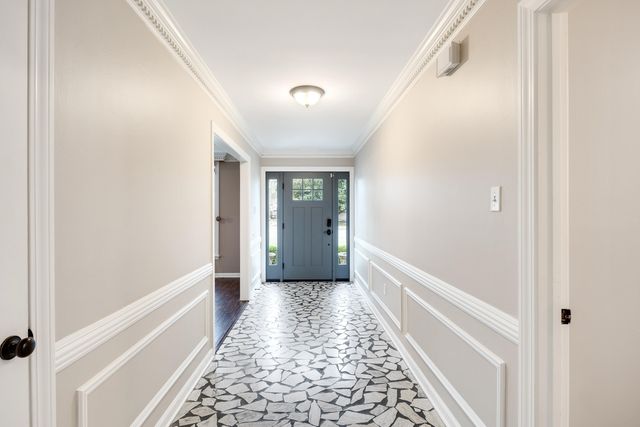 1658 MILLER FARMS RD, Germantown, TN 38138