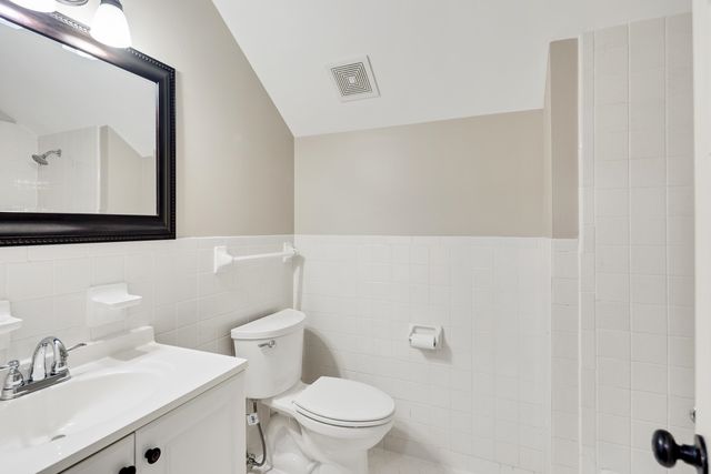 1658 MILLER FARMS RD, Germantown, TN 38138