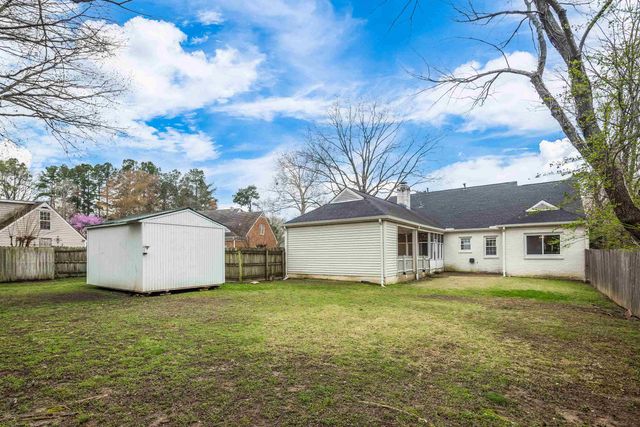 1658 MILLER FARMS RD, Germantown, TN 38138