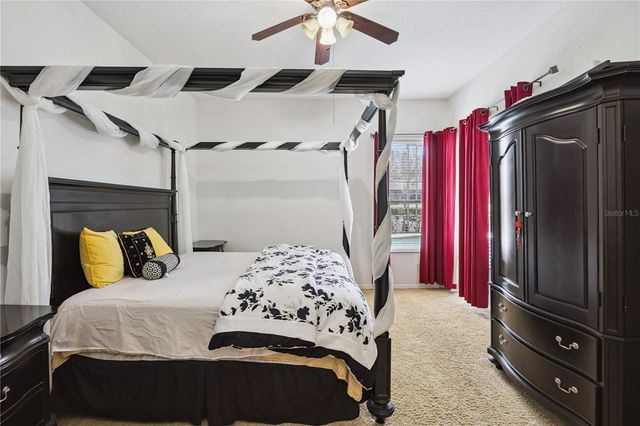 710 REGINA CIRCLE, Oakland, FL 34787