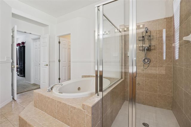 710 REGINA CIRCLE, Oakland, FL 34787