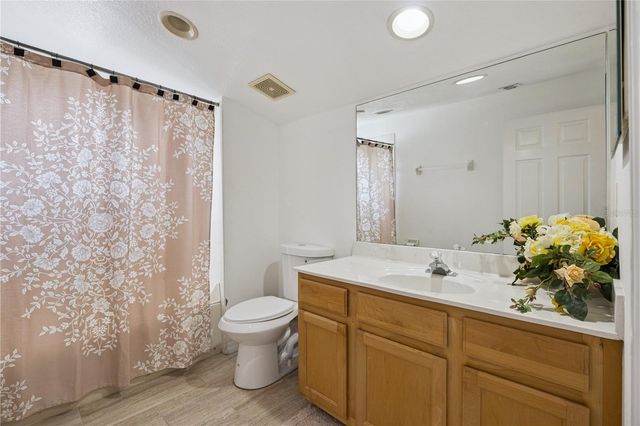 710 REGINA CIRCLE, Oakland, FL 34787