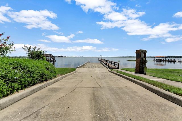 710 REGINA CIRCLE, Oakland, FL 34787