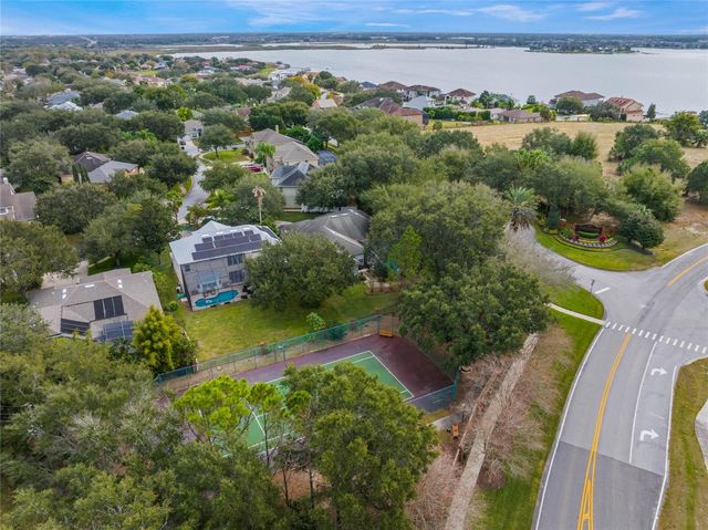 710 REGINA CIRCLE, Oakland, FL 34787