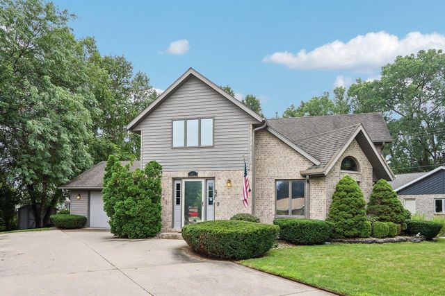 432 Jennifer AVENUE, Burlington, WI 53105