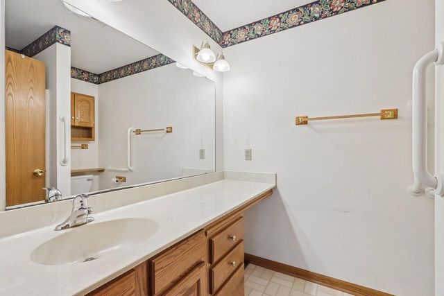 432 Jennifer AVENUE, Burlington, WI 53105