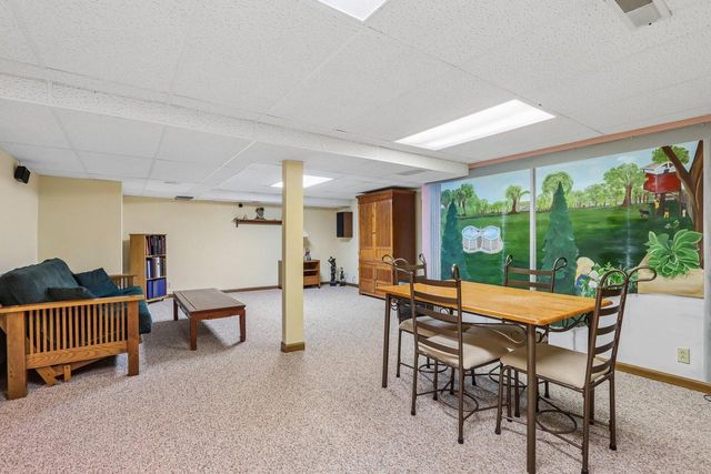 432 Jennifer AVENUE, Burlington, WI 53105