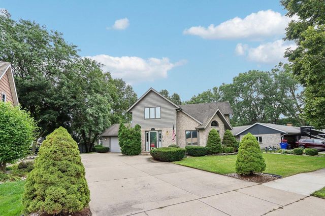 432 Jennifer AVENUE, Burlington, WI 53105