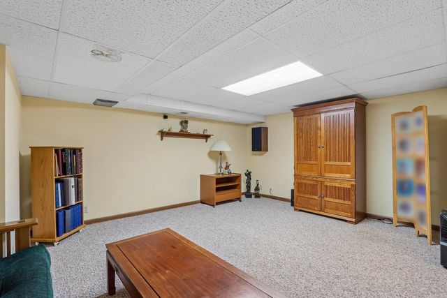 432 Jennifer AVENUE, Burlington, WI 53105