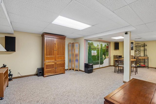 432 Jennifer AVENUE, Burlington, WI 53105