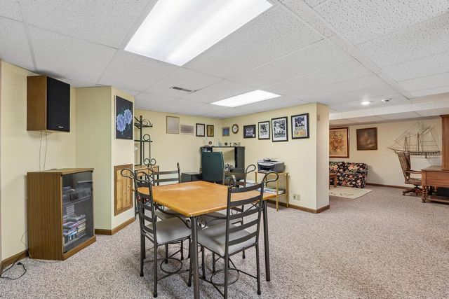 432 Jennifer AVENUE, Burlington, WI 53105