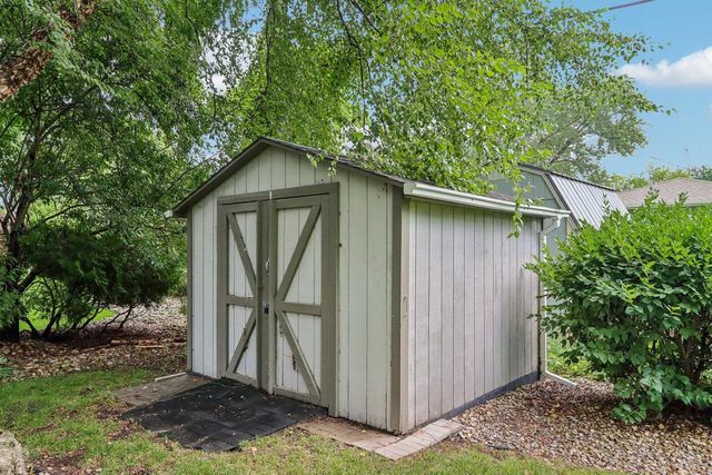432 Jennifer AVENUE, Burlington, WI 53105