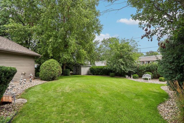 432 Jennifer AVENUE, Burlington, WI 53105