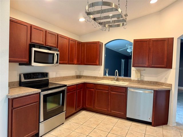 4316 OLD WAVERLY COURT, Wesley Chapel, FL 33543