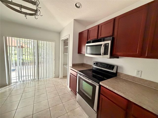 4316 OLD WAVERLY COURT, Wesley Chapel, FL 33543