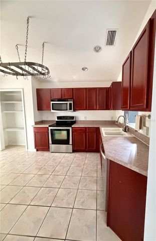 4316 OLD WAVERLY COURT, Wesley Chapel, FL 33543