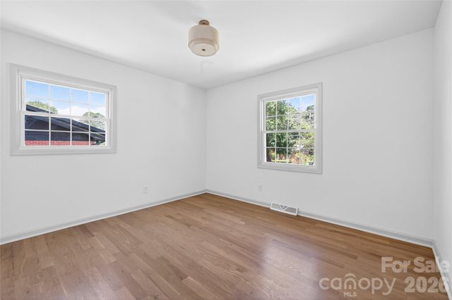 4408 Ivanhoe Place, Charlotte, NC 28205