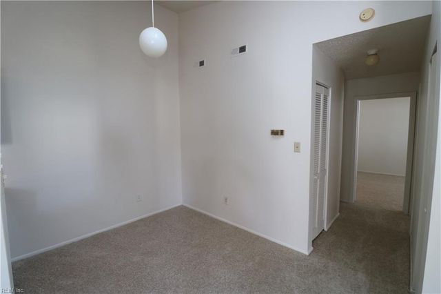 4155 Thalia Station CIR, Virginia Beach, VA 23452