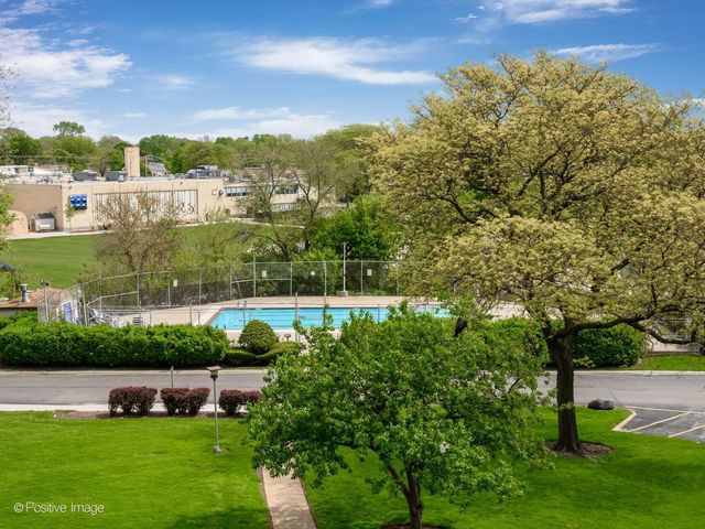7061 N KEDZIE Avenue 410, Chicago, IL 60645