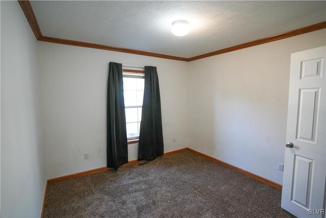 148 East Zimmer Drive, Lehigh Twp, PA 18088