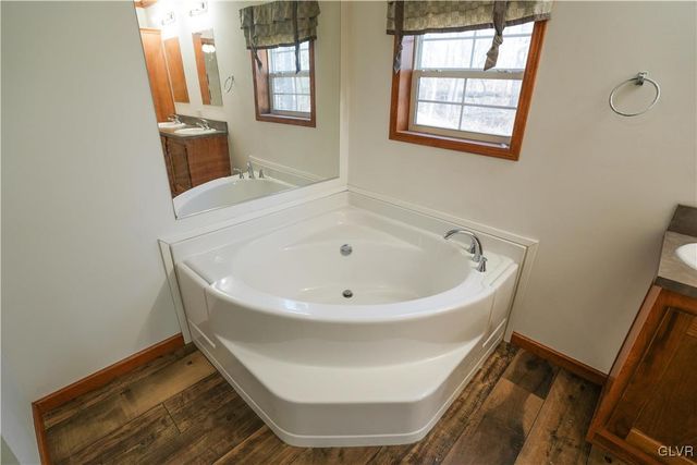 148 East Zimmer Drive, Lehigh Twp, PA 18088