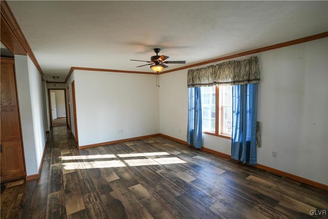 148 East Zimmer Drive, Lehigh Twp, PA 18088